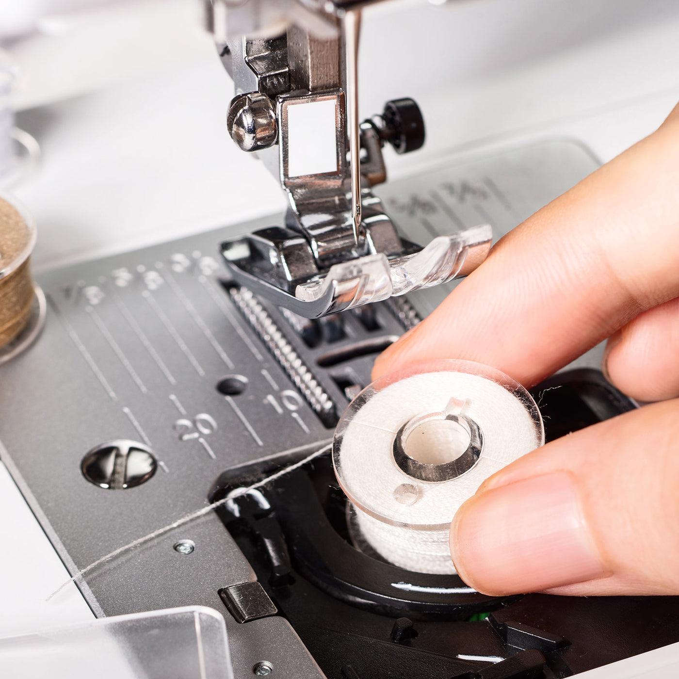 Harfington Plastic Bobbins Standard Sizes for Multi-function Sewing Machine