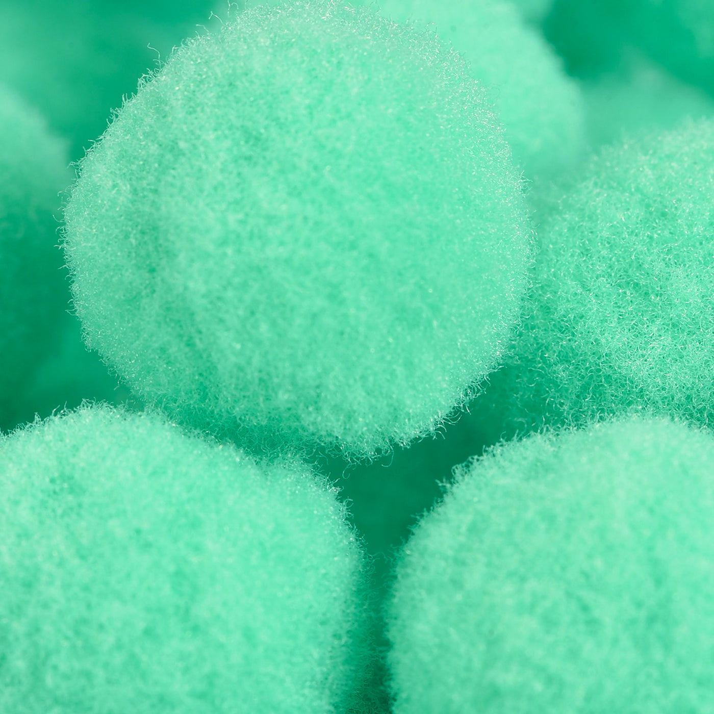 Harfington Pom Felt Balls Fabric 1.5cm 15mm Mint Green for Crafts Project DIY 100 Pcs