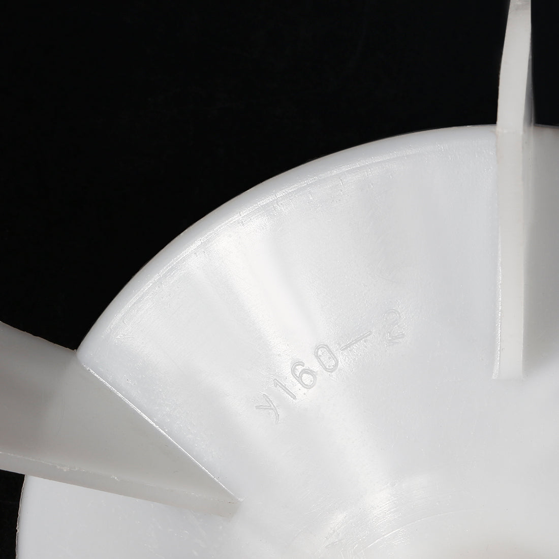 uxcell Uxcell 1Pcs 215*43mm Round Shaft Replacement White Plastic 6 Impeller Motor Fan Vane